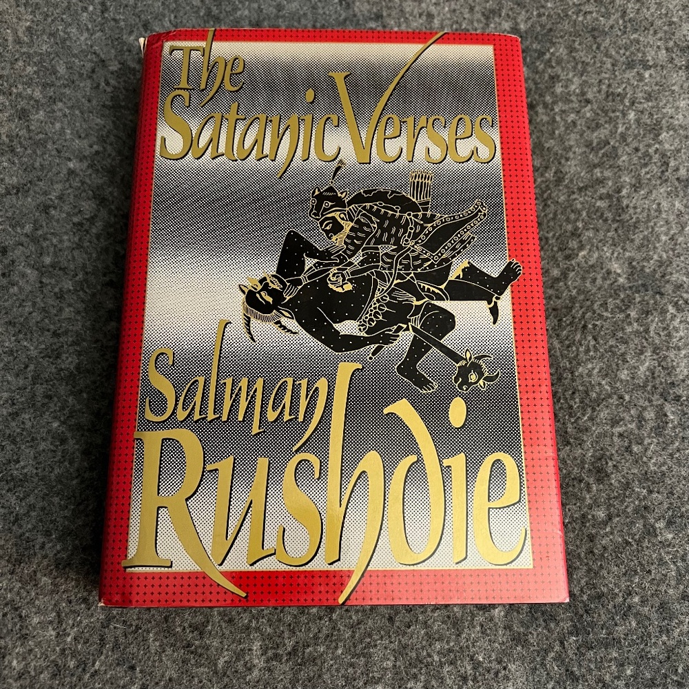 SALMAN RUSHDIE The Satanic Verses 1989 First American Edition Hardcover Book